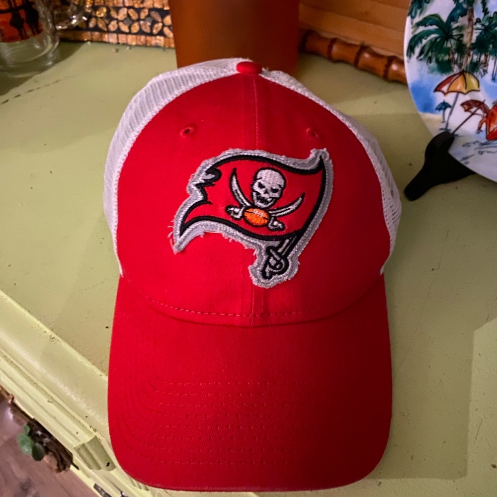 Tampa Bay Bucs mesh back hat